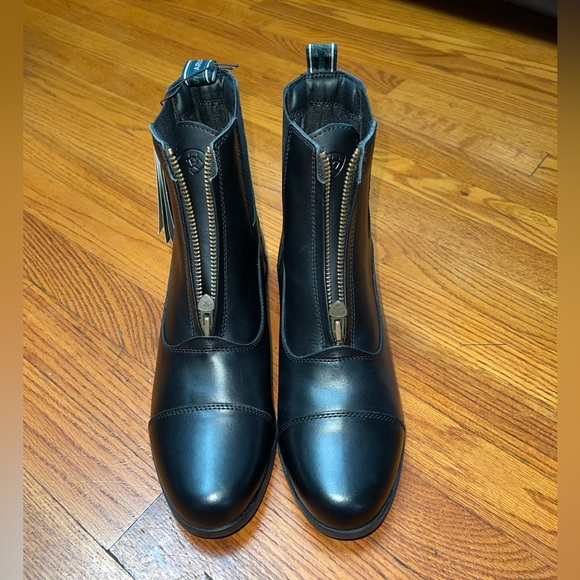 Ariat Women's Heritage IV Zip Paddock Boot Style 10020128 SIZE 9B - Picture 3 of 12